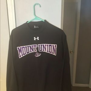 Under Armor Men’s Mount Union sweatshirt